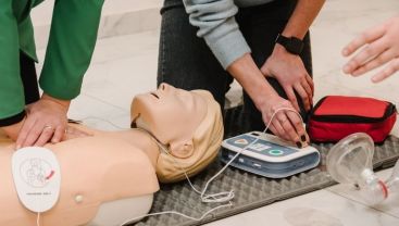 CPR, AED, BLS Courses Liverpool